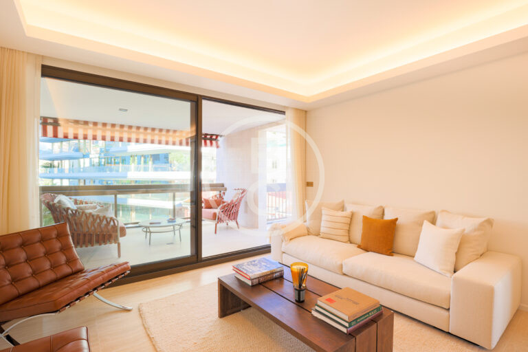 3 ROOMS COMPLETELY RENOVATED
