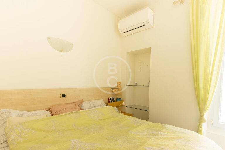 3/4 ROOM TO REFRESH