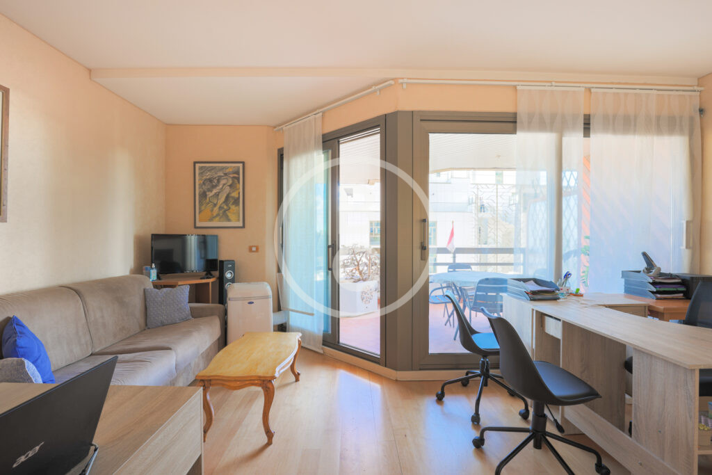 LARGE STUDIO WITH SEA VIEW