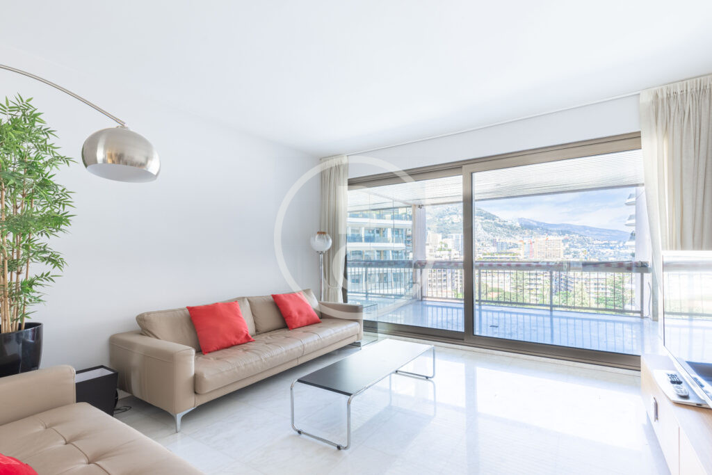 2-BEDROOM APARTMENT IN A PRESTIGIOUS RESIDENCE