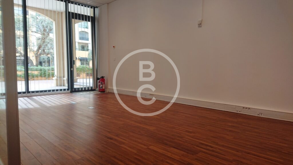 LARGE OFFICE WITH DISPLAY CASE