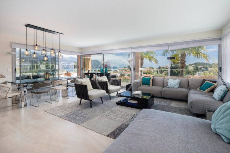 MAGNIFICENT VILLA