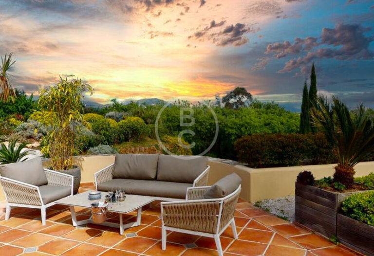 VILLA AMBER