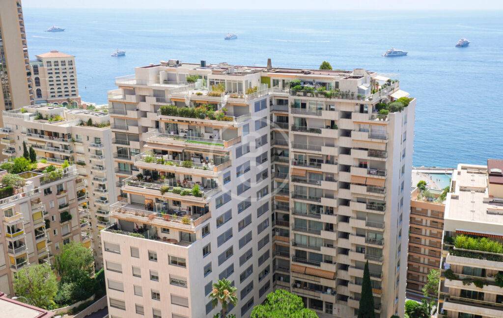 MIXED-USE STUDIO