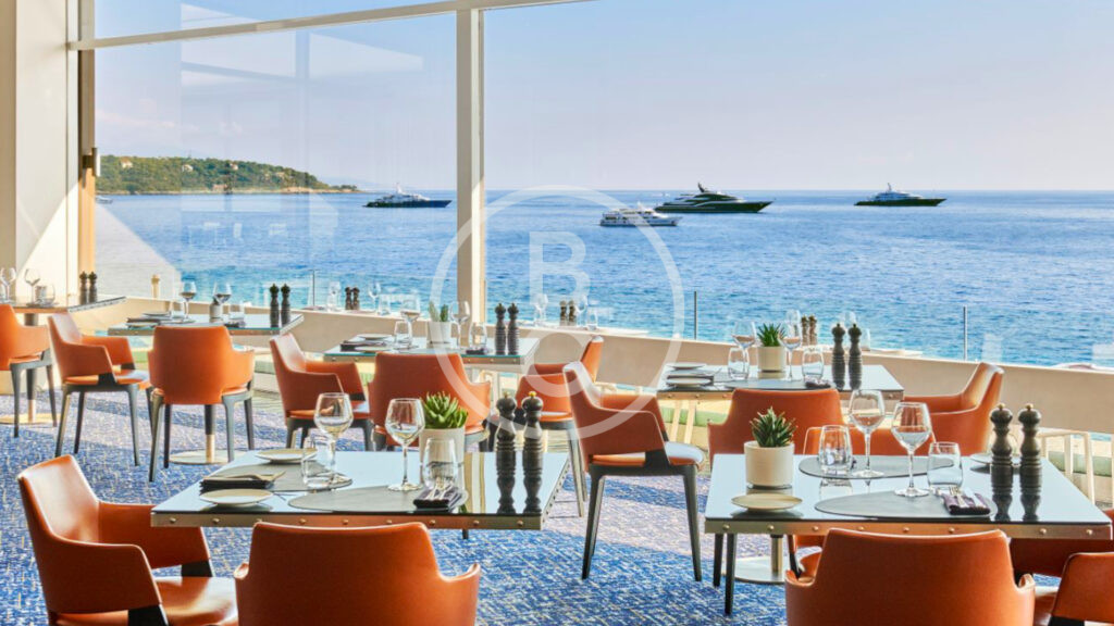 MAGNIFICENT 2 ROOM APARTMENT WITH SEA VIEW