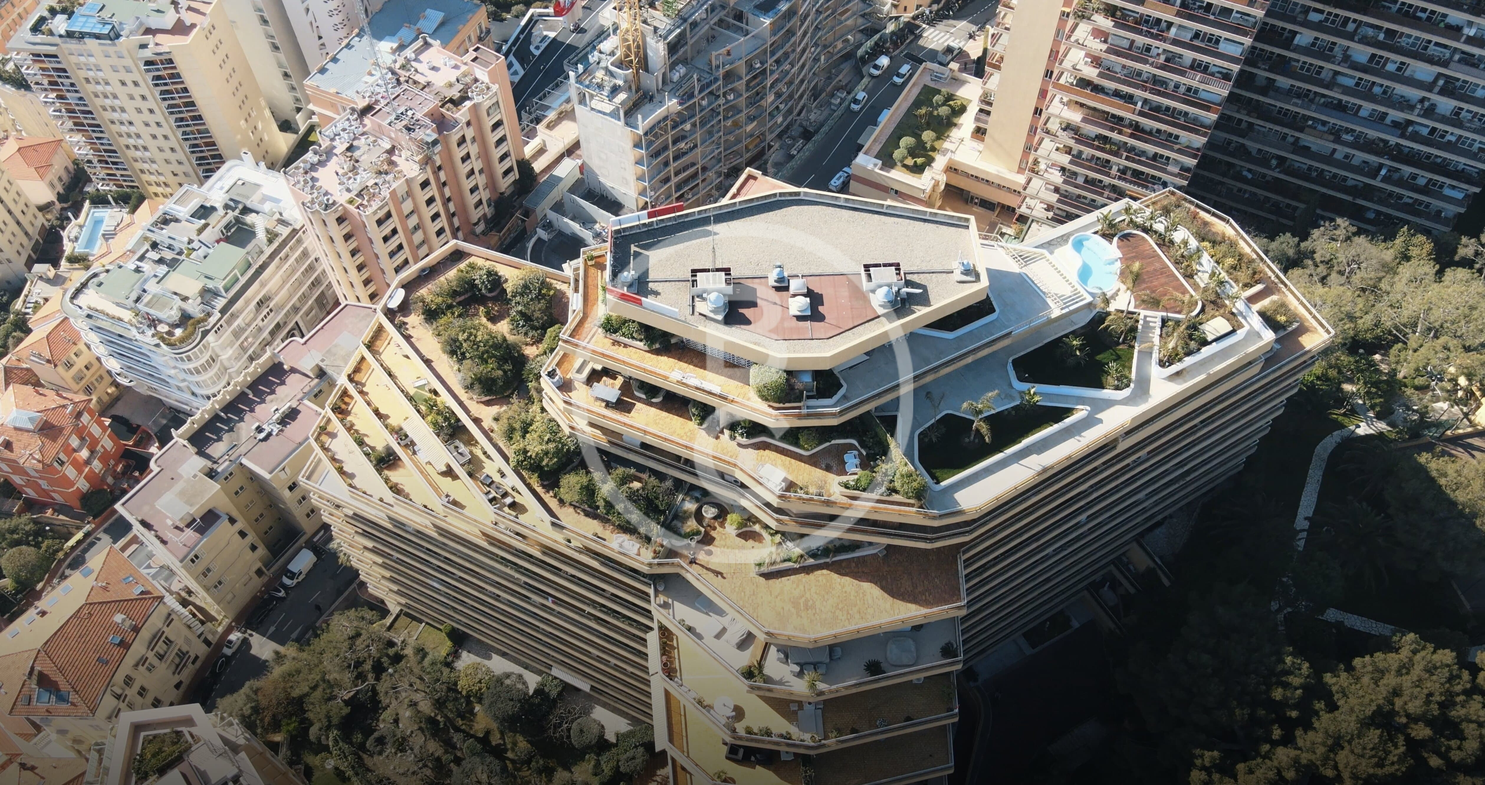 OFFICES – LUXURY RESIDENCE