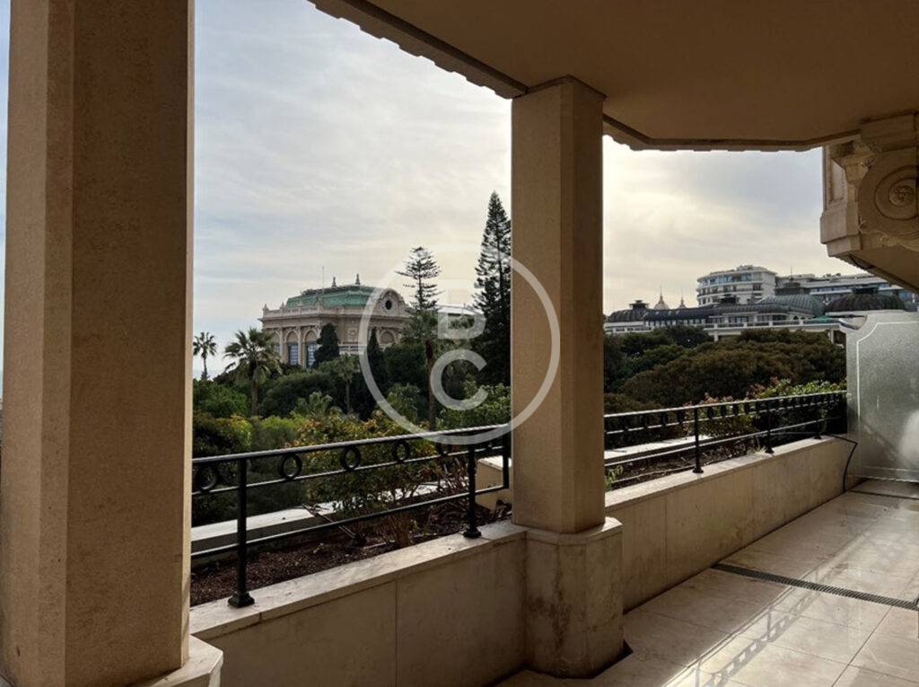 3 BEDROOM APARTMENT IN THE HEART OF MONACO