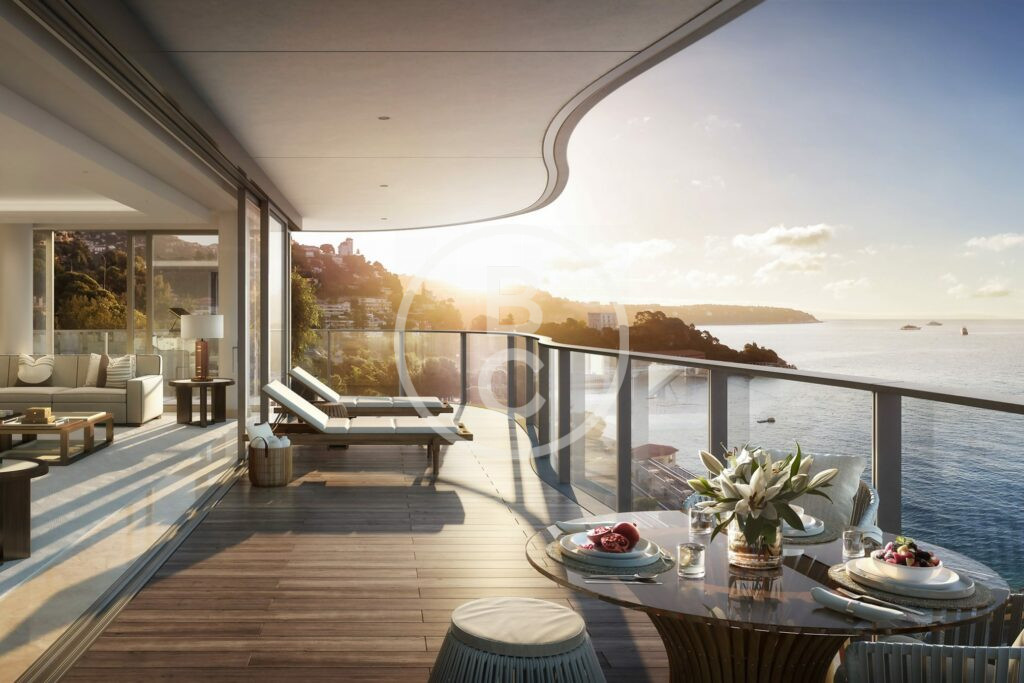 LUXURIOUS 3 BEDROOM APARTMENT