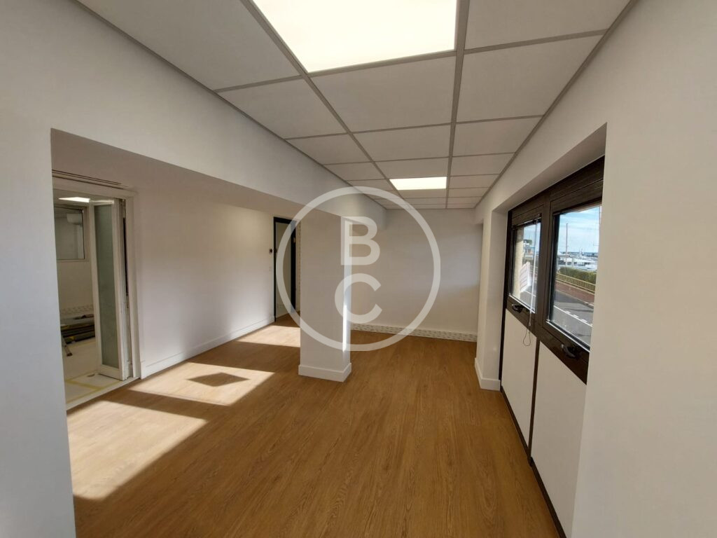 LARGE RENOVATED OFFICES