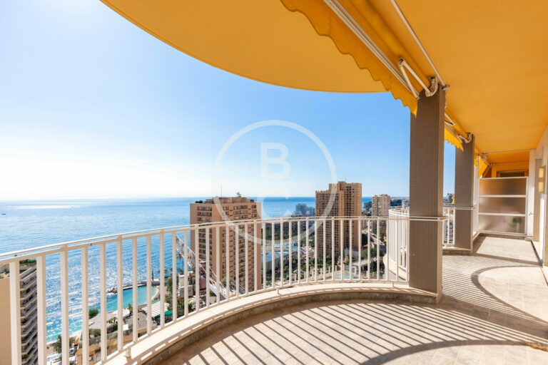 EXCEPTIONAL 2 BEDROOM WITH PANORAMIC VIEW