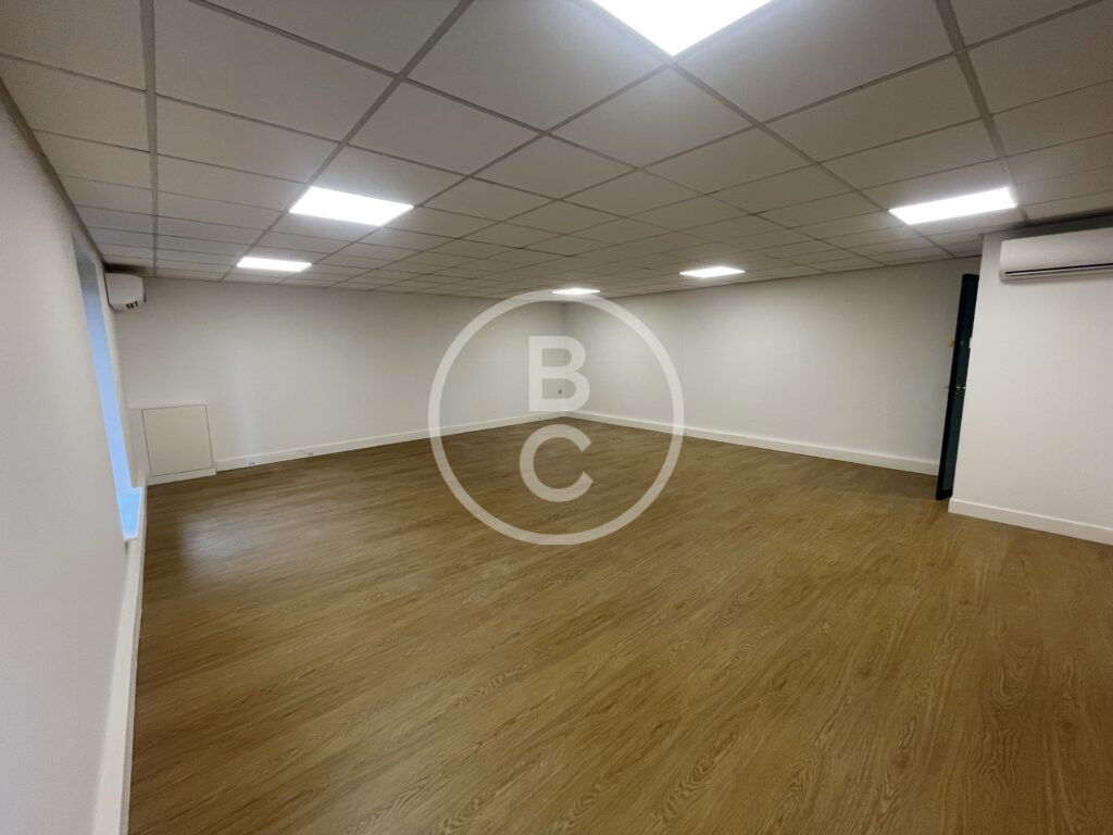 LARGE RENOVATED OFFICES