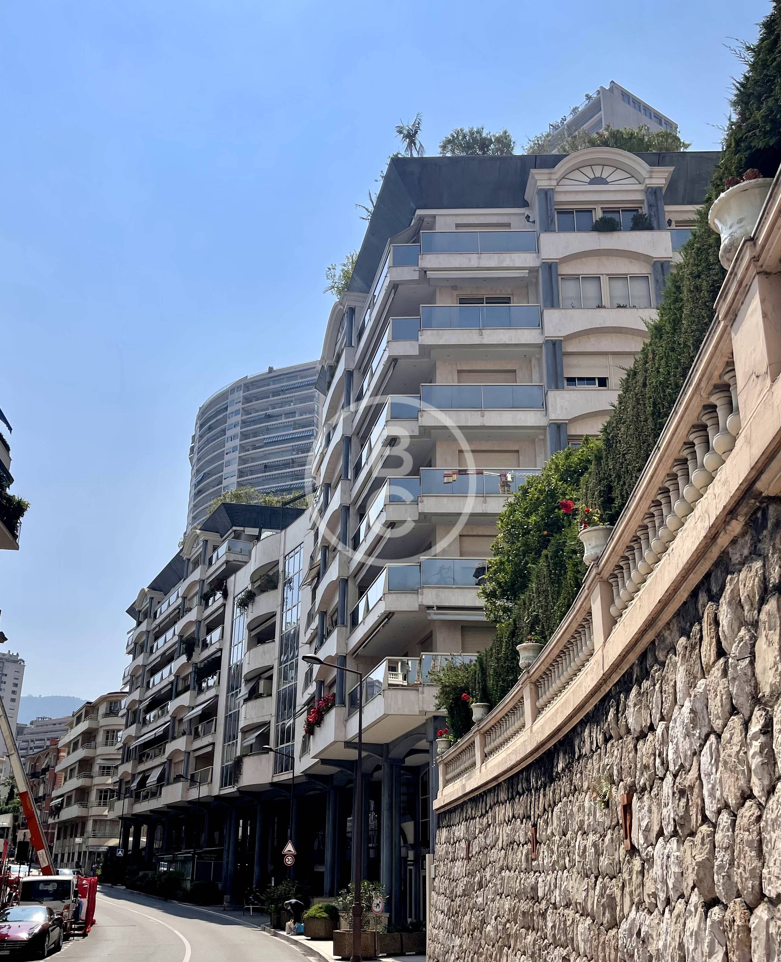 PARKING IN THE MODERN RESIDENCE