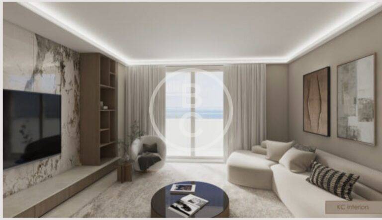 3 ROOM RENOVATE ON THE PORT