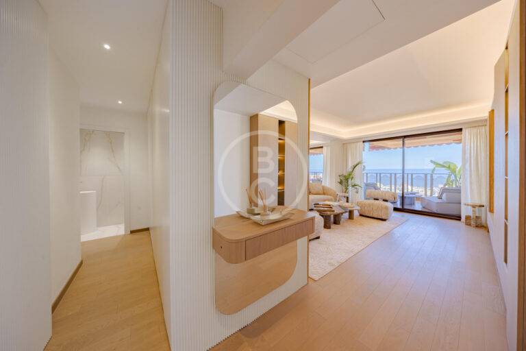3 ROOM APARTMENT RENOVATED WITH SEA/CASINO VIEW