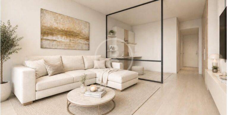 MAGNIFICENT RENOVATED APARTMENT IN THE CENTRE
