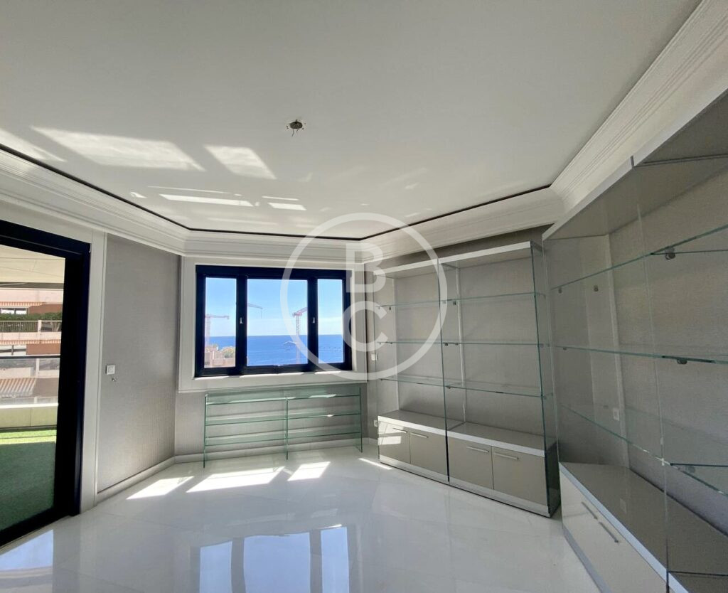 LARGE 5 ROOMS