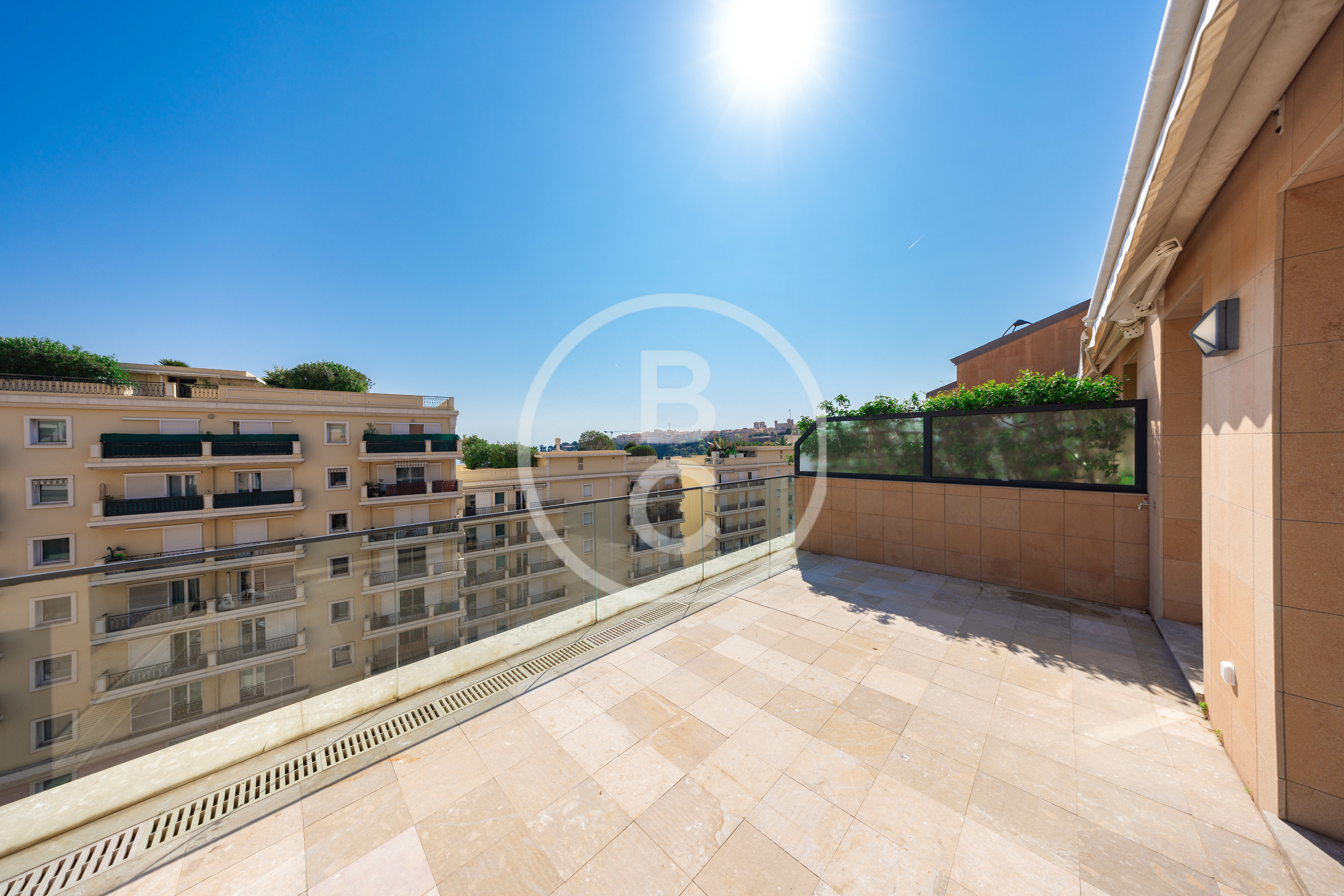 MAGNIFICENT 3 BEDROOM RENOVATED