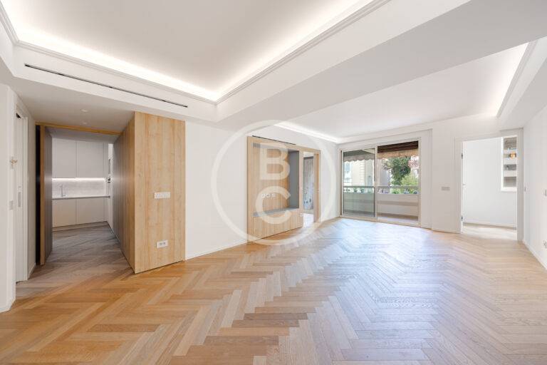 MIXED USE APARTMENT PORT