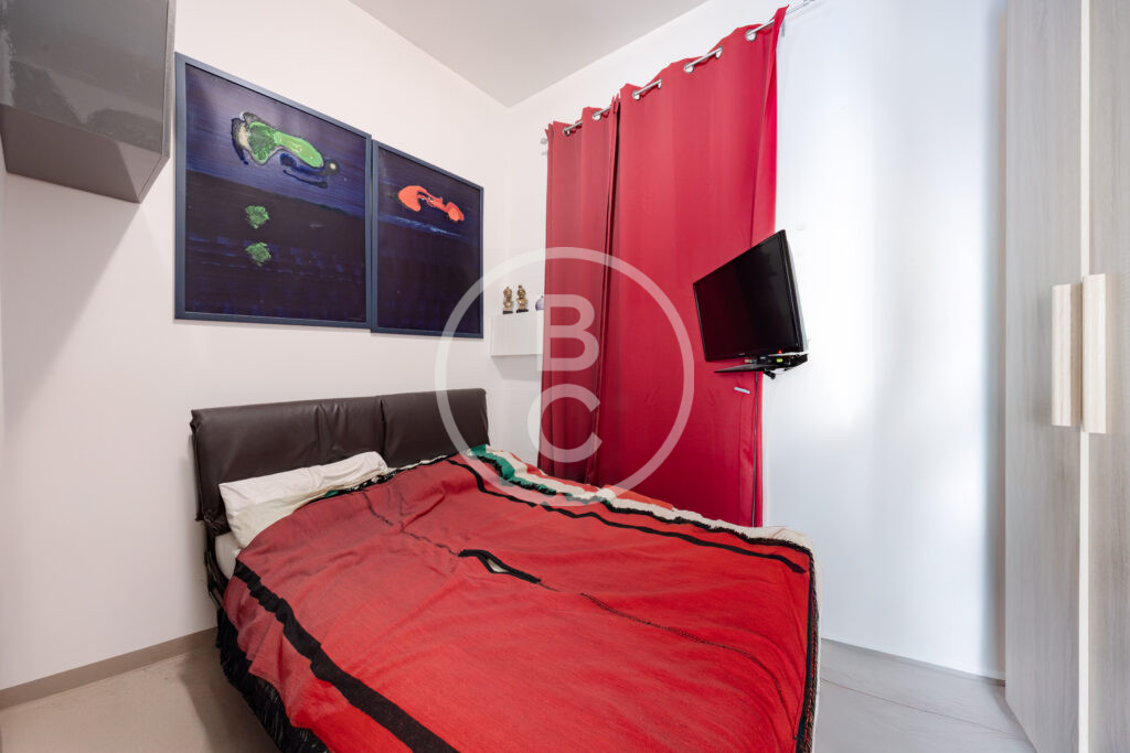MAGNIFICENT 3 ROOM APARTMENT WITH A VIEW