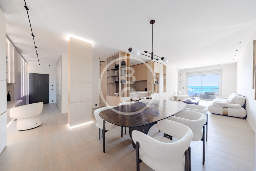 SPLENDID APARTMENT WITH SEA VIEW