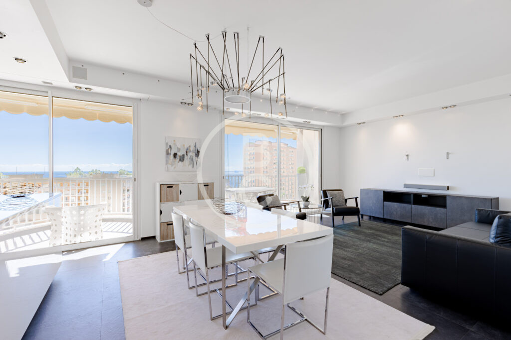 RENOVATED 2 BEDROOM WITH SEA VIEW