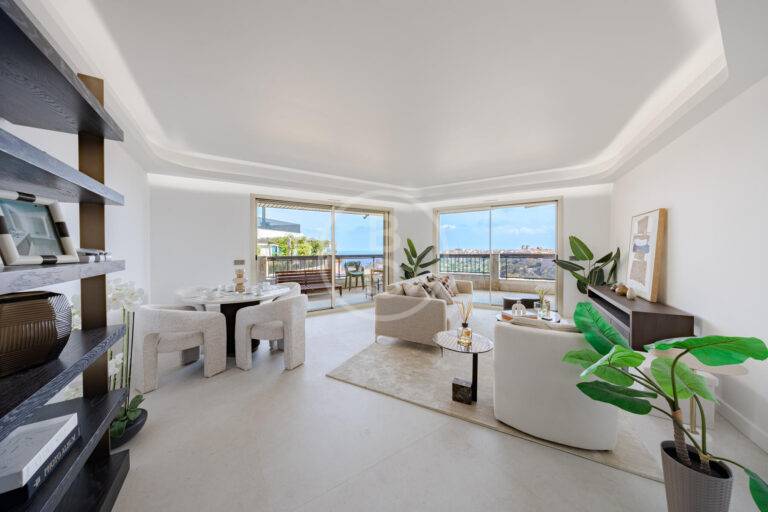 2 BEDROOM APARTMENT RENOVATED WITH SEA VIEW