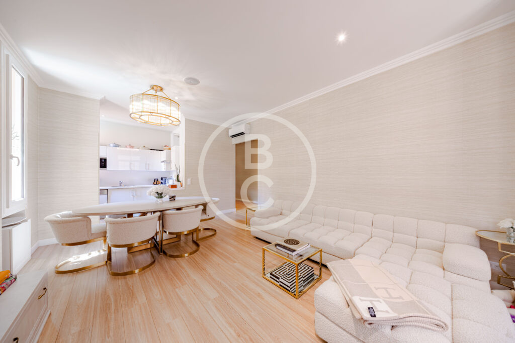 CHARMING 4 ROOM APARTMENT