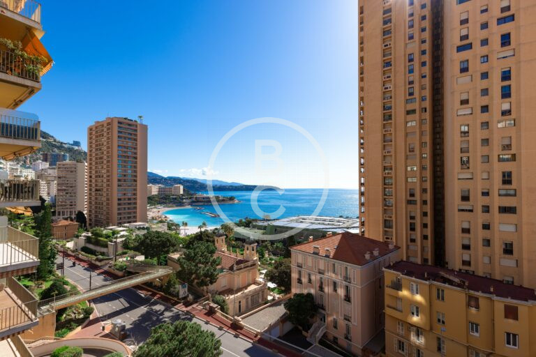 3 BEDROOM RENOVATED - SEA VIEW