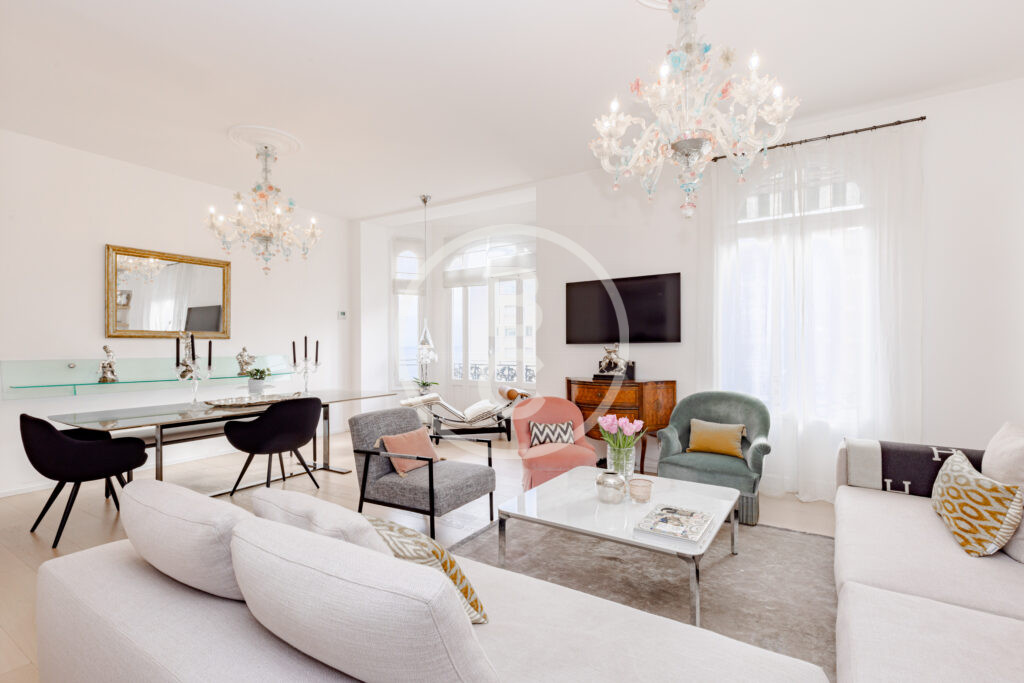ELEGANT & LUXURIOUS 5 ROOMS