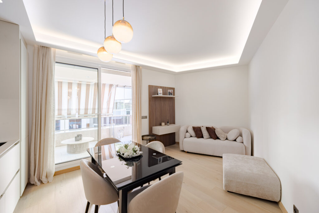 CHARMING RENOVATED APARTMENT