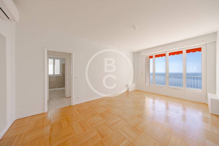 SPACIOUS RENOVATED ONE-BEDROOM APARTMENT WITH SEA VIEW