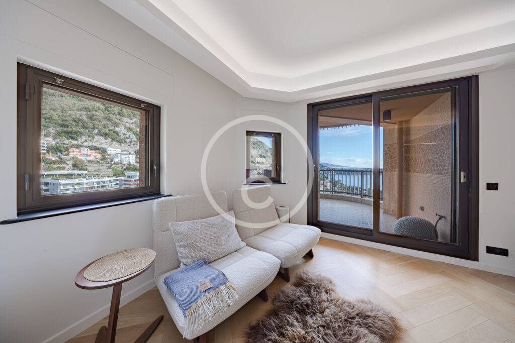 RENOVATED ONE BEDROOM APARTMENT WITH SEA VIEW