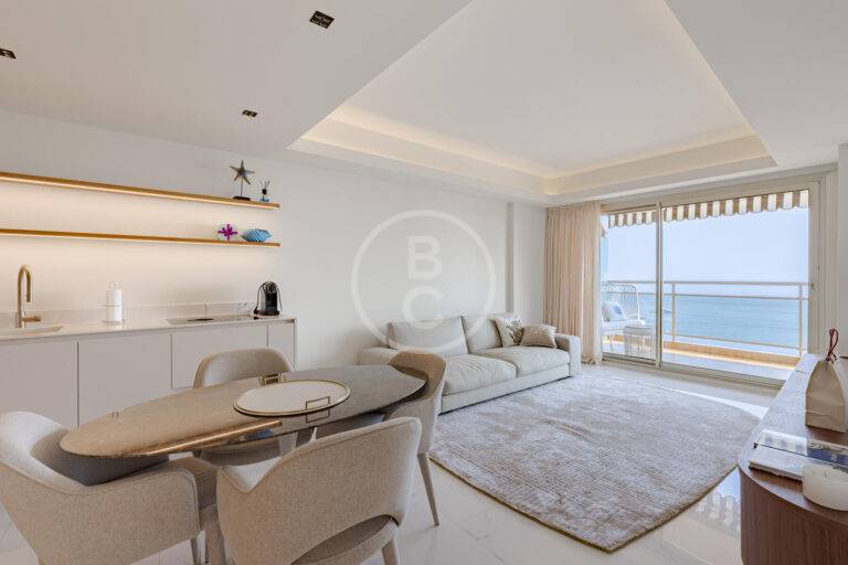 ONE-DEBDROOM COMPLETELY RENOVATED - SEA VIEW