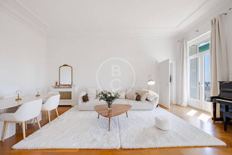 STUNNING 3-BEDROOM APARTMENT – ICONIC RESIDENCE WITH POOL & TENNIS
