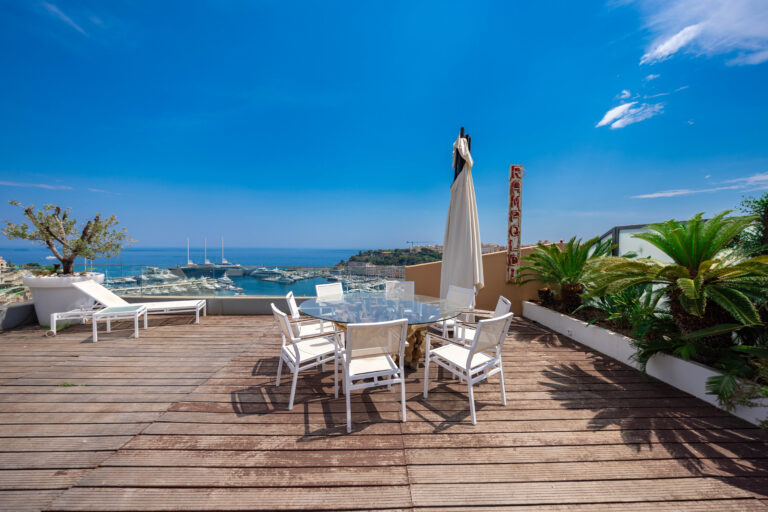 Exceptional Triplex with Panorama of Monaco