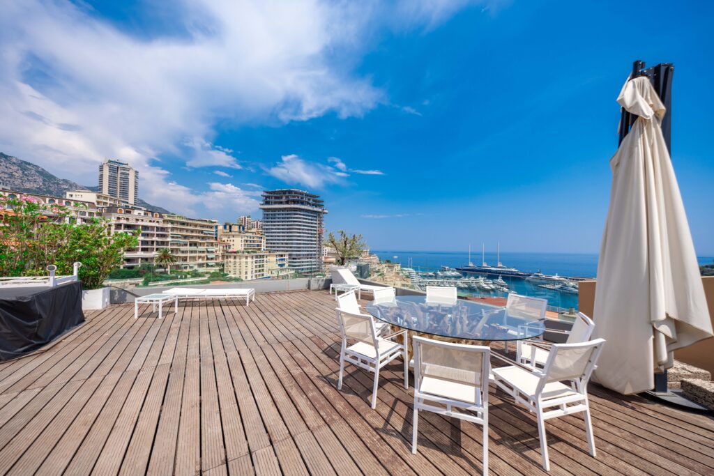 Exceptional Triplex with Panorama of Monaco