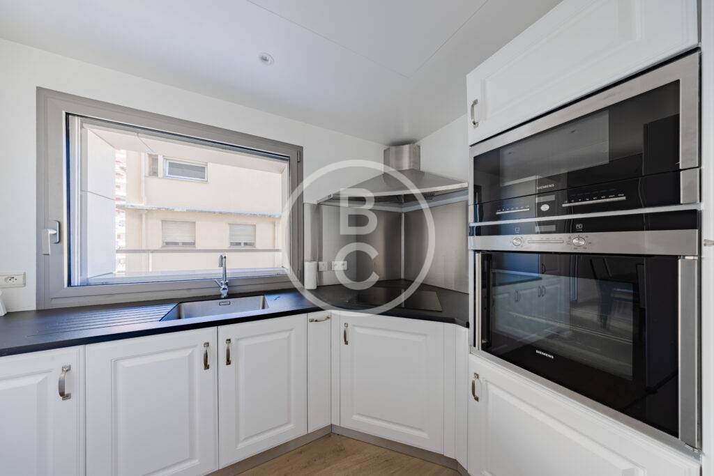 MAGNIFICENT 3 BEDROOMS SEA VIEW