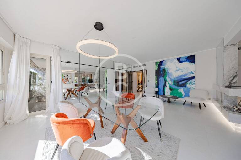 MAGNIFICENT RENOVATED PENTHOUSE