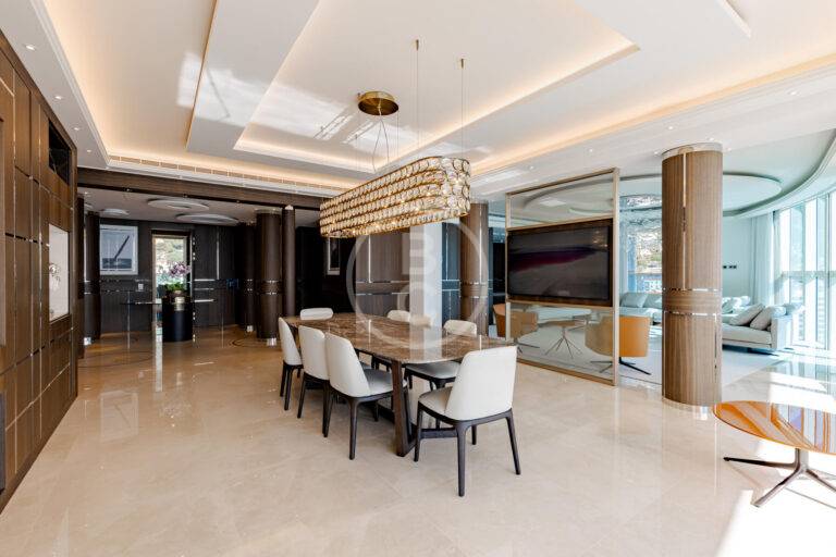 RARE 4 BEDROOM PROPERTY