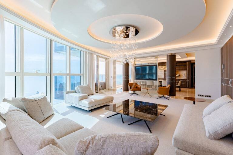 RARE 4 BEDROOM PROPERTY