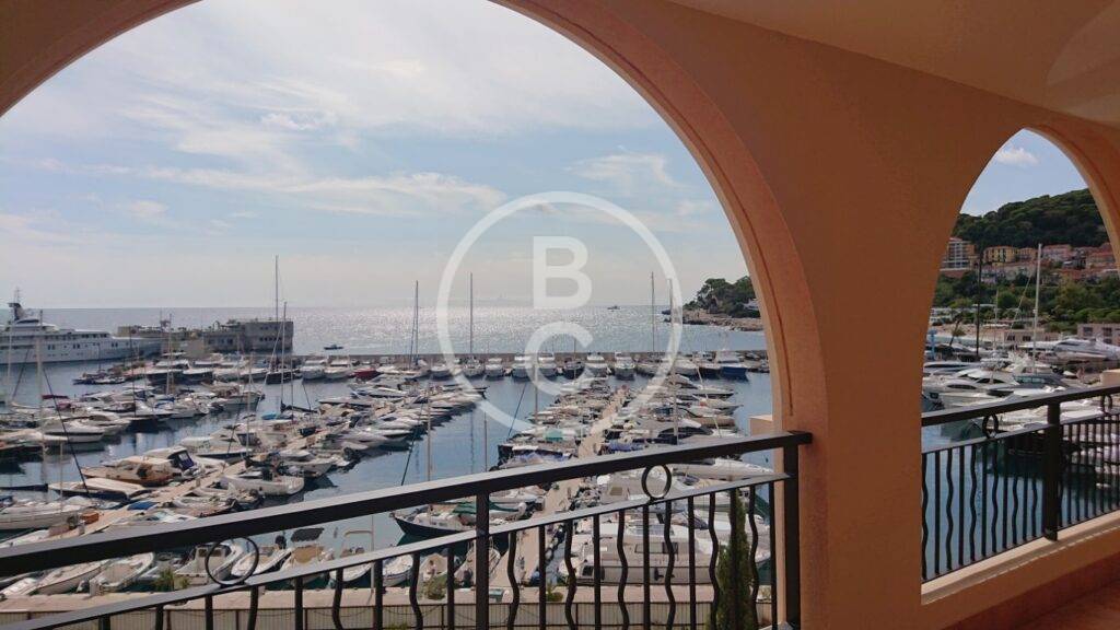 5 ROOMS - SEA & PORT VIEW