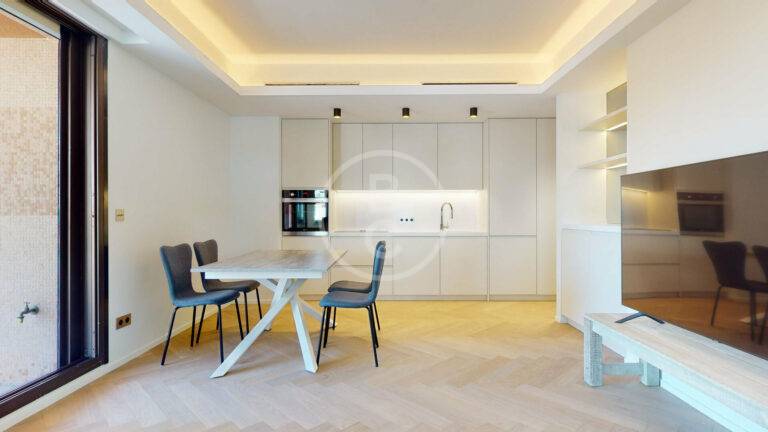 RENOVATED ONE BEDROOM APARTMENT WITH SEA VIEW