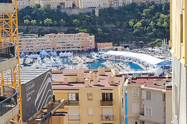 Apartment a stone’s throw from the Carré d’Or
